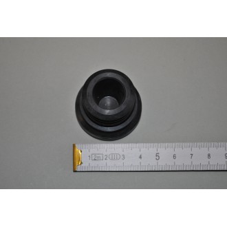 Oil seal cap